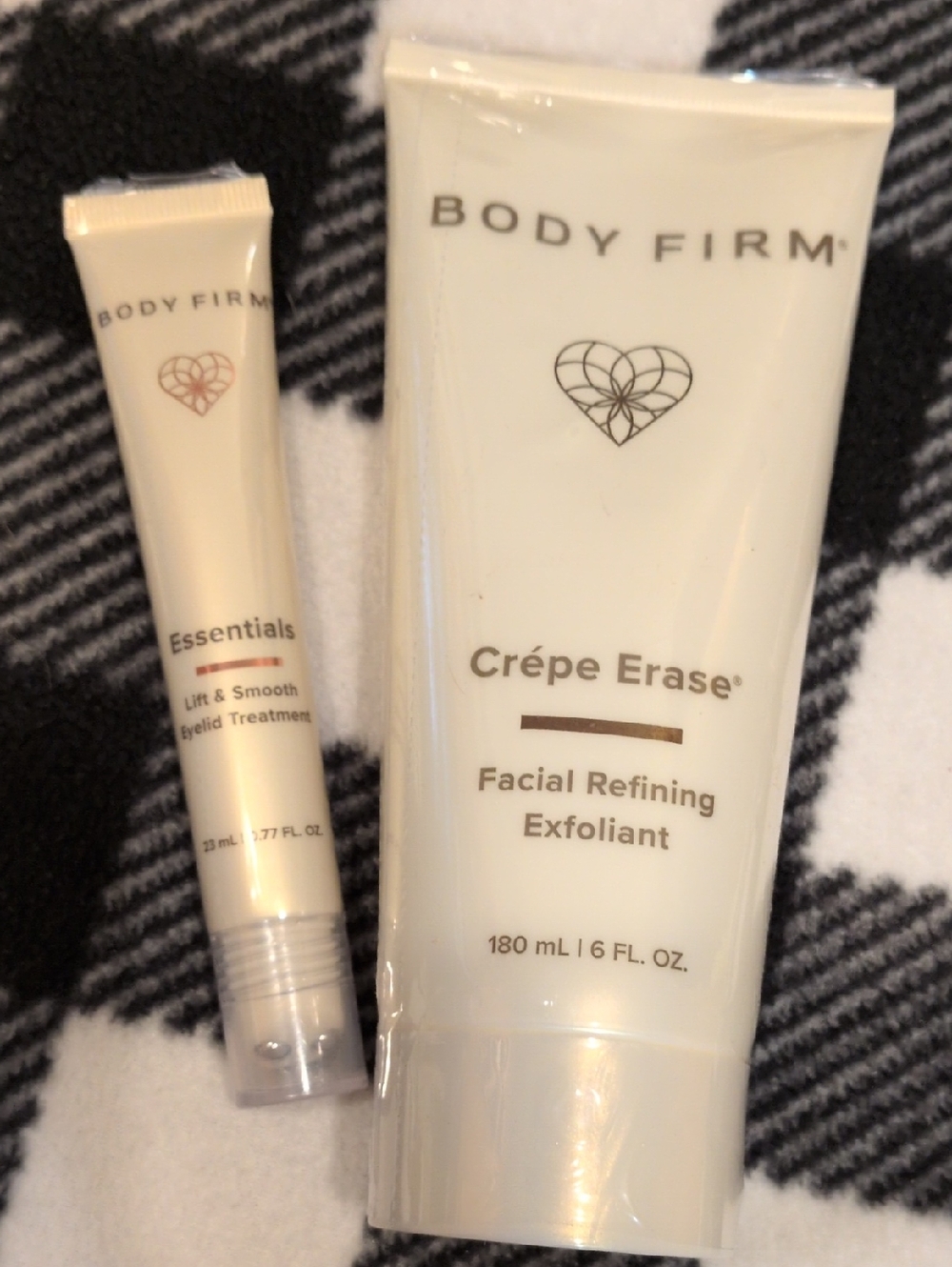 Crêpe Erase Facial Refining Exfoliant & Eyelid Lift & Smooth Eyelid Treatment